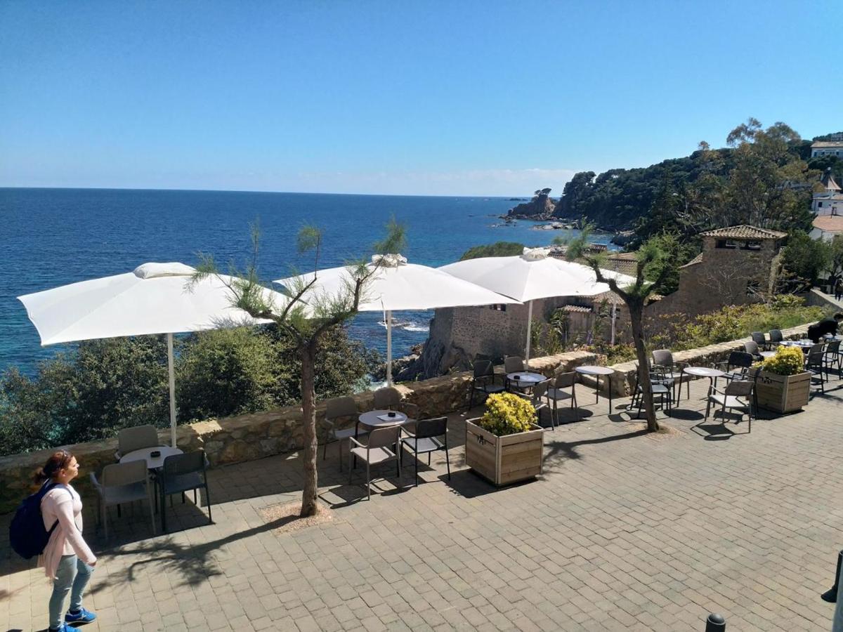 Hotel Mediterrani カレリャ・デ・パラフルジェリ エクステリア 写真