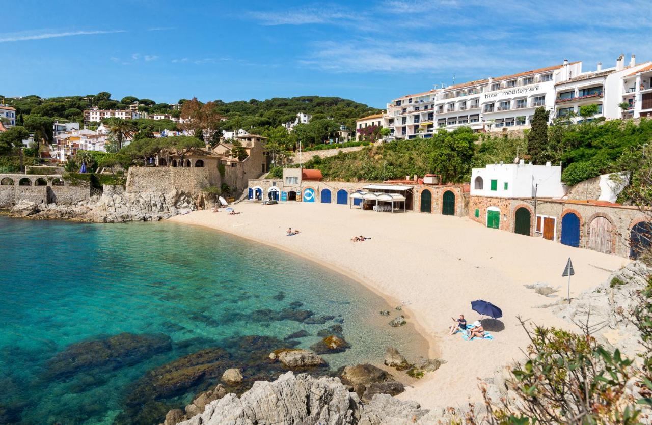 Hotel Mediterrani カレリャ・デ・パラフルジェリ エクステリア 写真